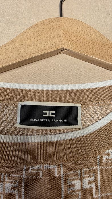 Top Elisabetta Franchi