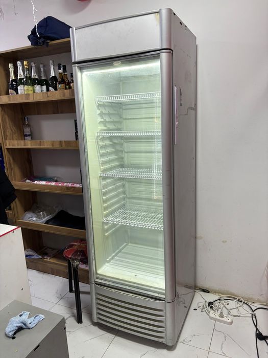 Холодилник сатылады