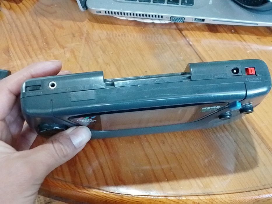 Конзола sega game gear