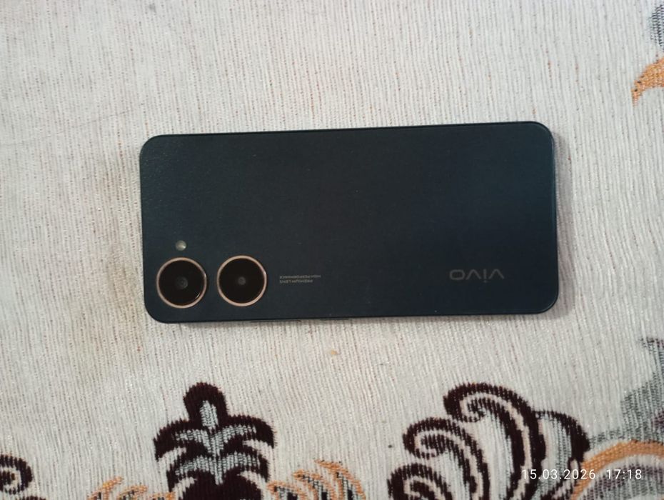 Black Vivo Y03 64/4 gb