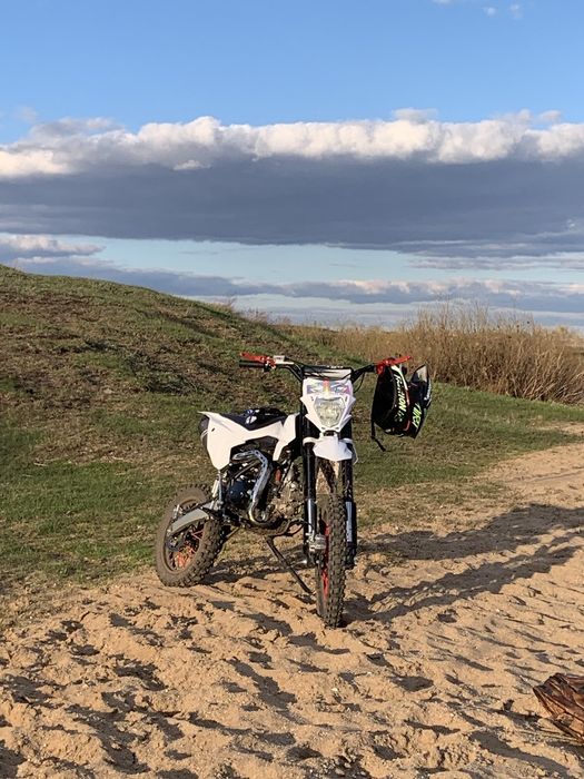 Продам Пидбайк BSTMOTO 125кубов