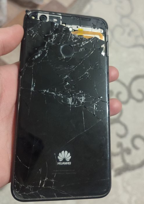 Продам Huawei p8 lite 2017
