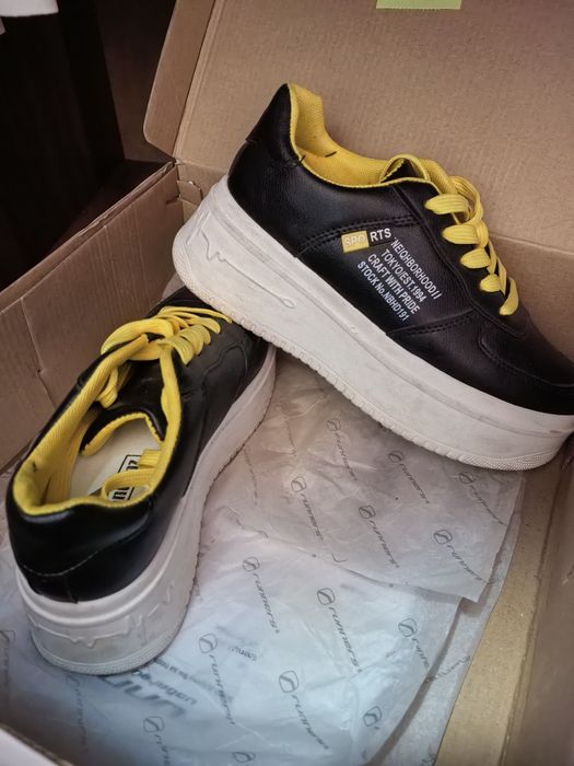 Маратонки Тенденз