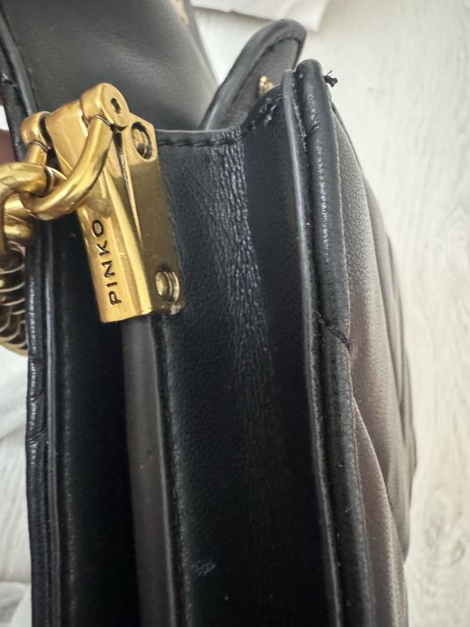Продаю сумочку PINKO