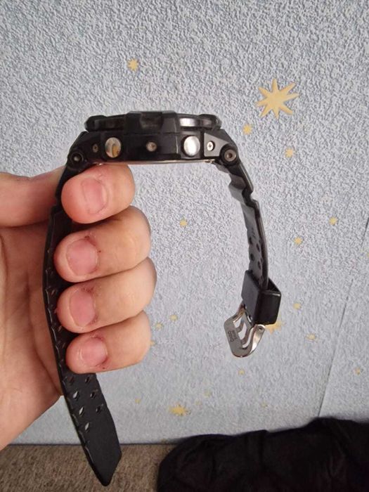 Часы наручные G-shock