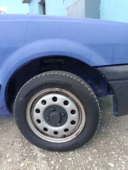 Volkswagen polo на части (цяла)