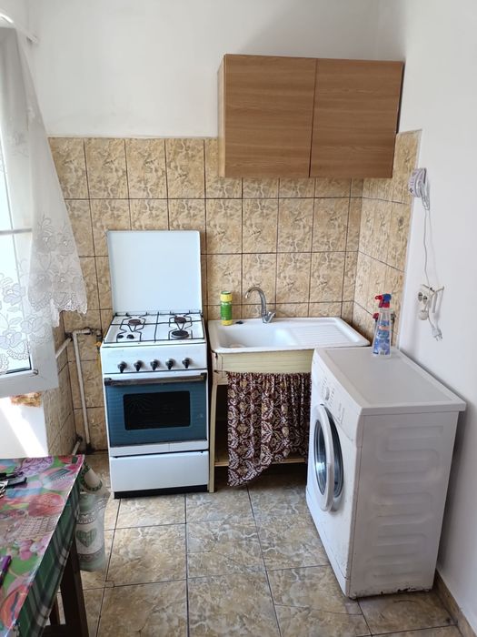 Vand garsoniera confort 1 cartierul Lapus - Craiova