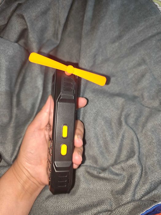 Телефон кнопочный servo h9, 2Сим, станция метро Москва