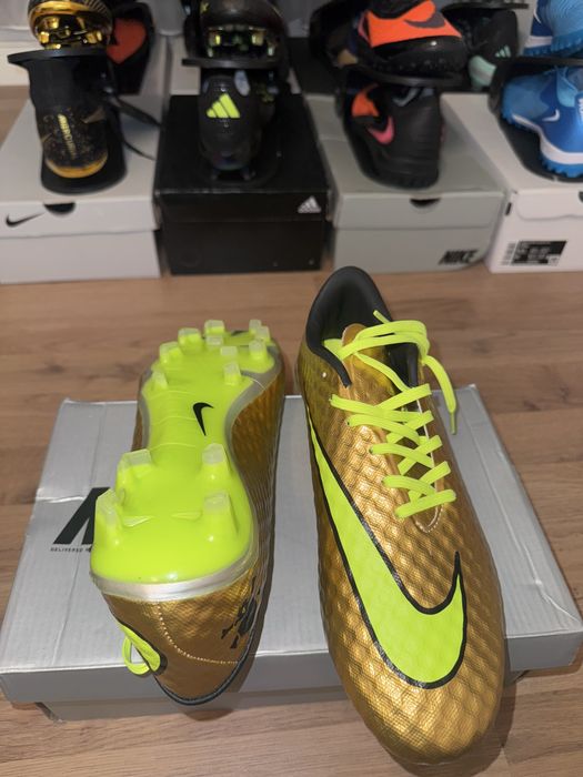 Ghete Fotbal Nike Hypervenom