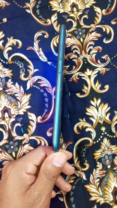HUAWEI y 62019...