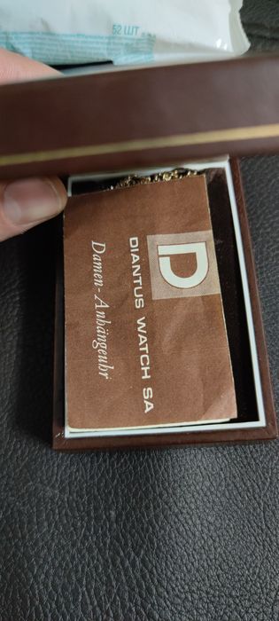 ceas mecanic Diantus placat aur