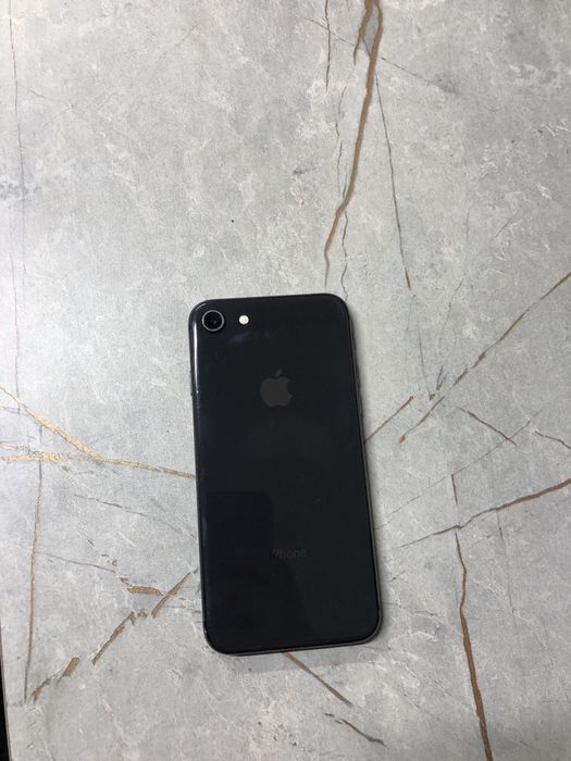 Продам айфон 8 256г