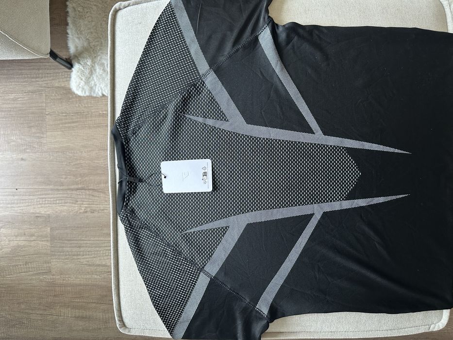 Tricou GymShark  Onyx V5 Marimea M