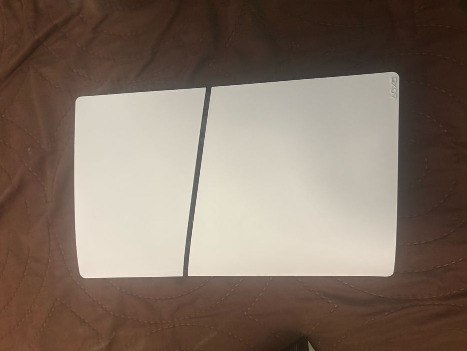 Vand Ps5 folisit foarte putin, in stare perfecfa