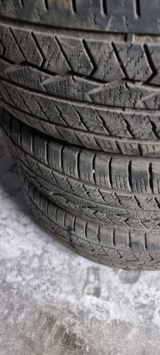 Резина 3шт Форроад 235/ 75/ 15 б/у