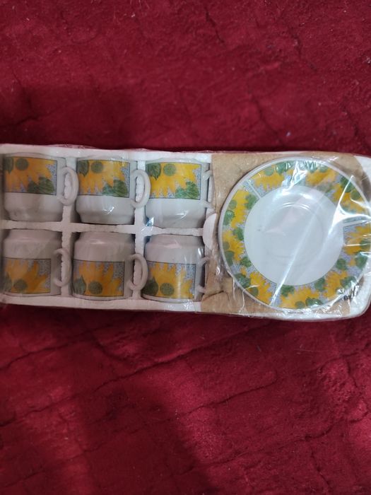 Продам кофейные чашки в наборе
