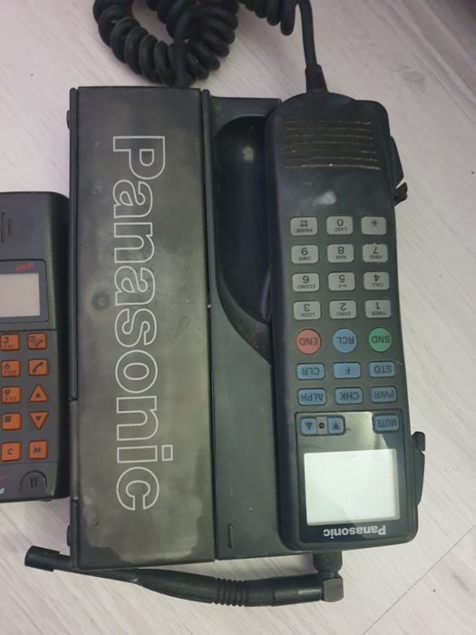 Telefoane vechi de colecție