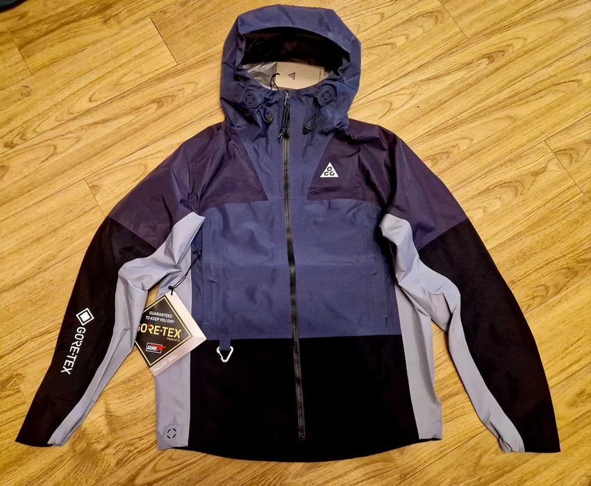 Geaca dama hardshell Nike Acg Goretex, 28k waterproof, ploaie, vant, munte, masura XS
