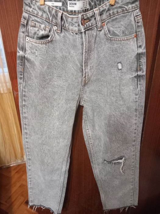 Бели карго дънки