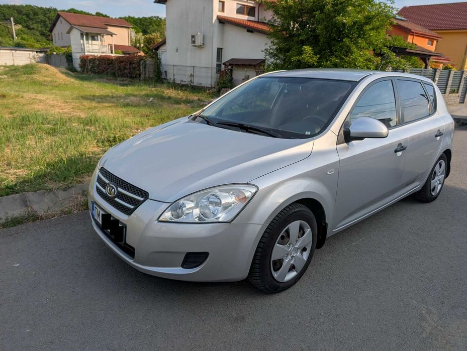 Kia Ceed 1.4 Benzină 2008 – 76.025 km reali – Unic proprietar / Istoric complet