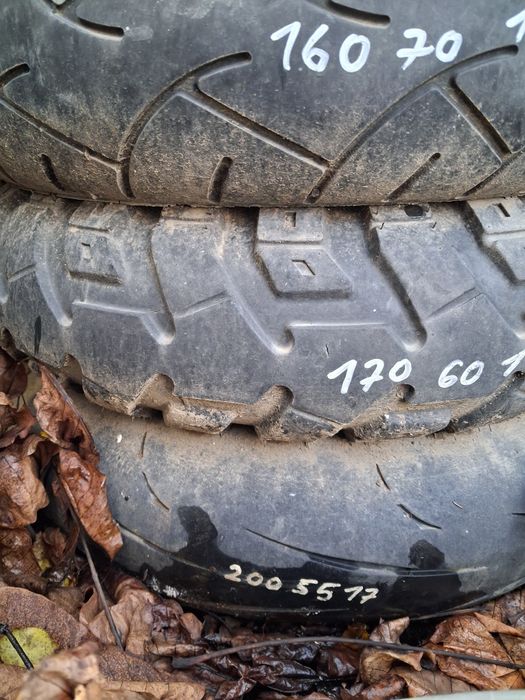 Мото гуми-Гуми за мотор по 30лв.