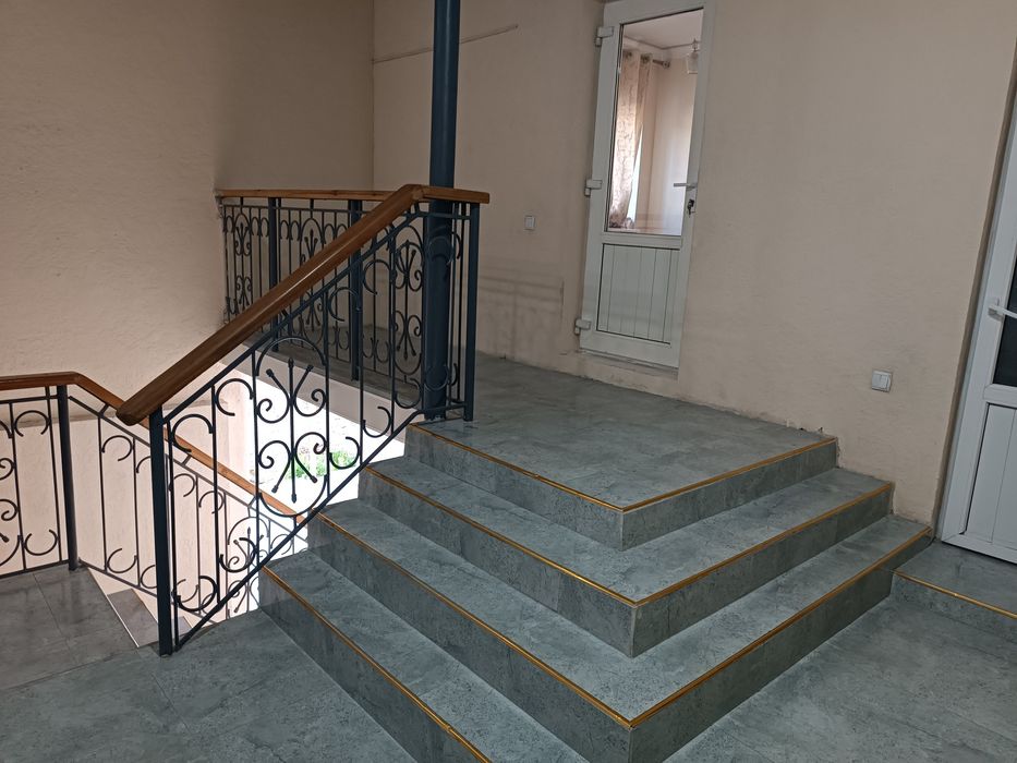 Уч ках  Парвоз ер нархида  6 сот 6 ком 115000 ИПОТ