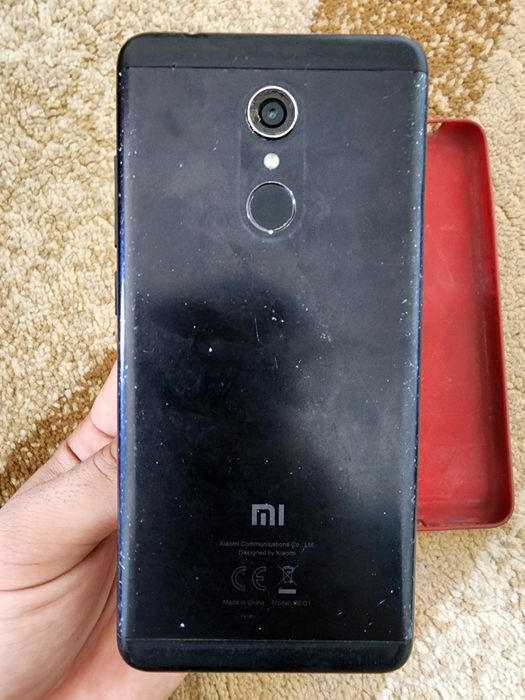 Redmi 5+  zapchast uchun