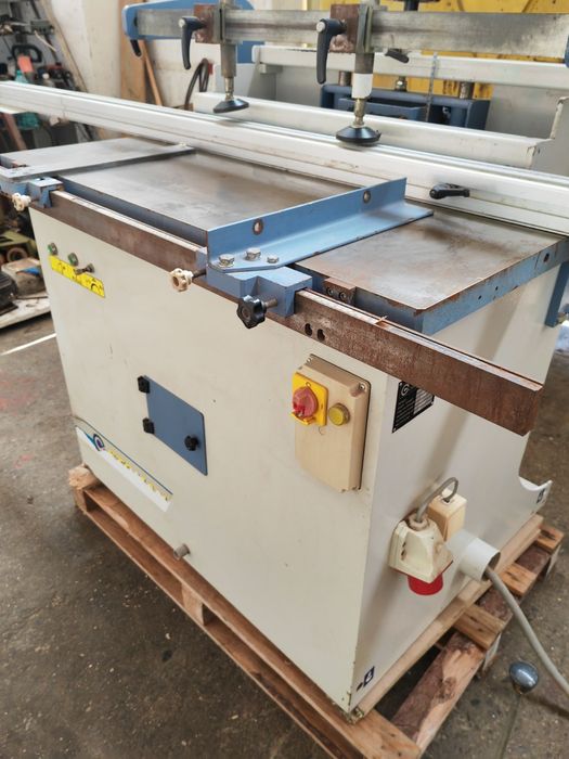 многошпинделна пробивна машина 23 шпиндела на ЭММ СТОМАНА Силистра