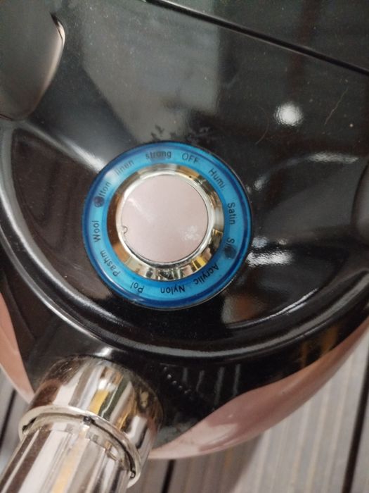 Продам паровой утюг отпариватель