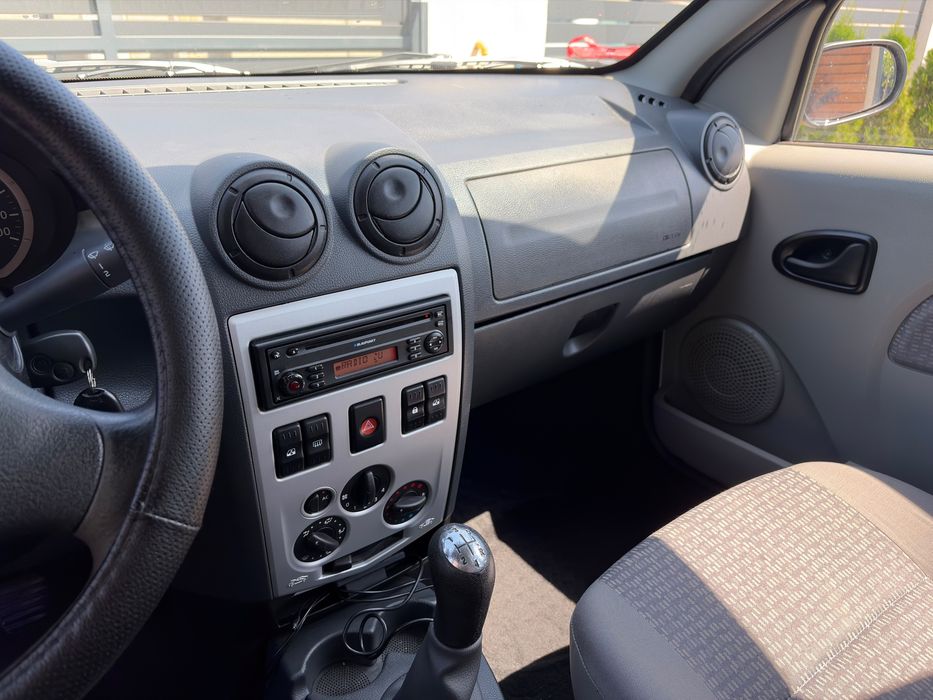 Dacia Logan 1.6MPI Ambition 2007