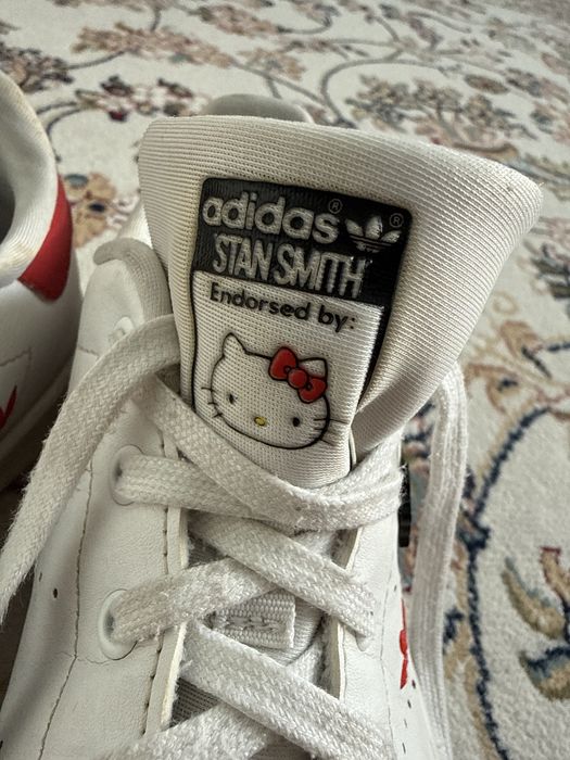 Кроссовки для девочек от Adidas