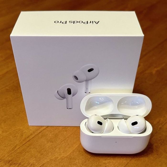Apple Airpods Pro 2 - чисто нови