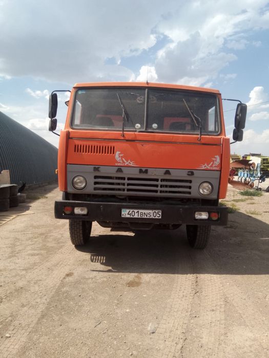 Продам самосвал Камаз модель  55102