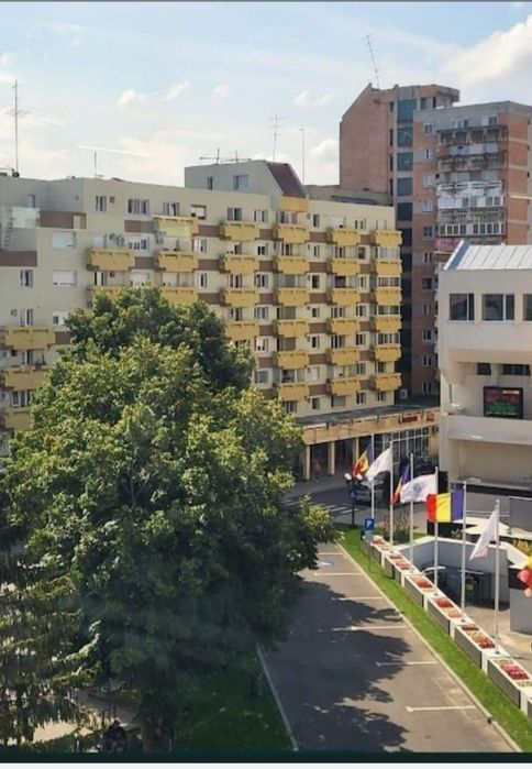 Inchiriez apartament 2 camere Centru Nou