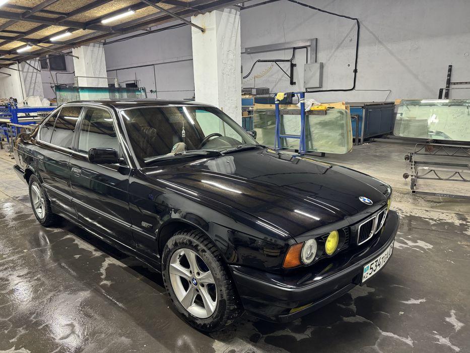 Продам БМВ е34 м52В28