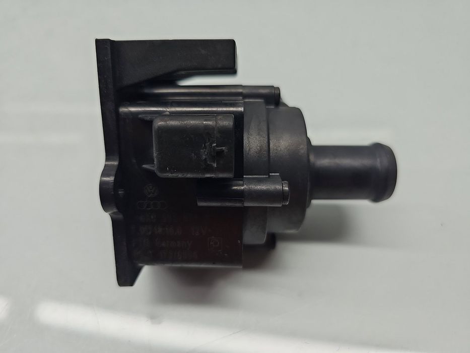 Pompa recirculare apa AUDI Q5 (8RB) [ Fabr 2008-2016] 8K0965561A 2.0 T