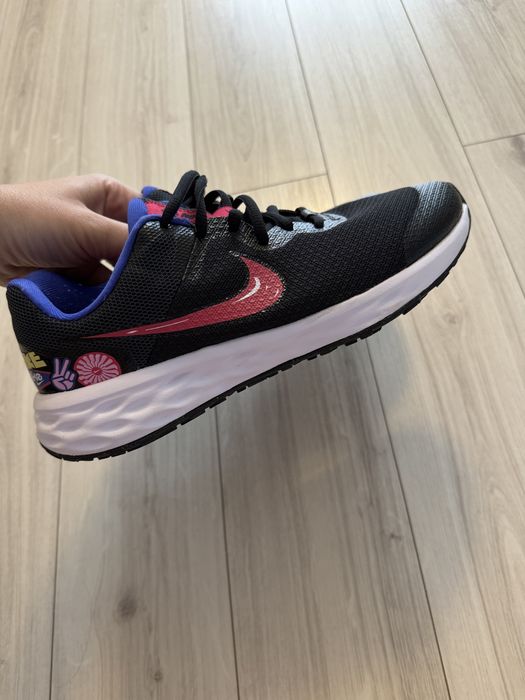Nike, marimea 38,5