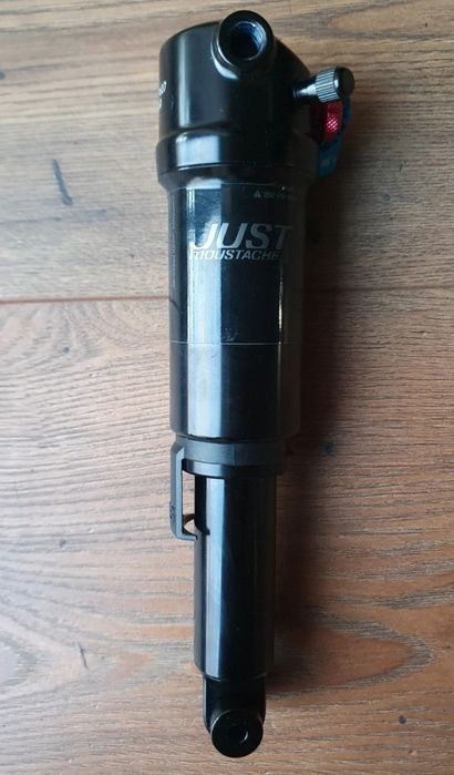 Shock Moustache Trunion Magic Grip 205x60