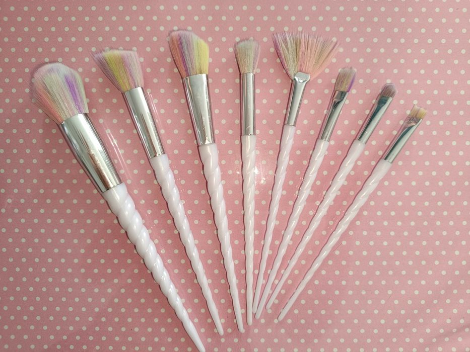 8 четки за грим - еднорог