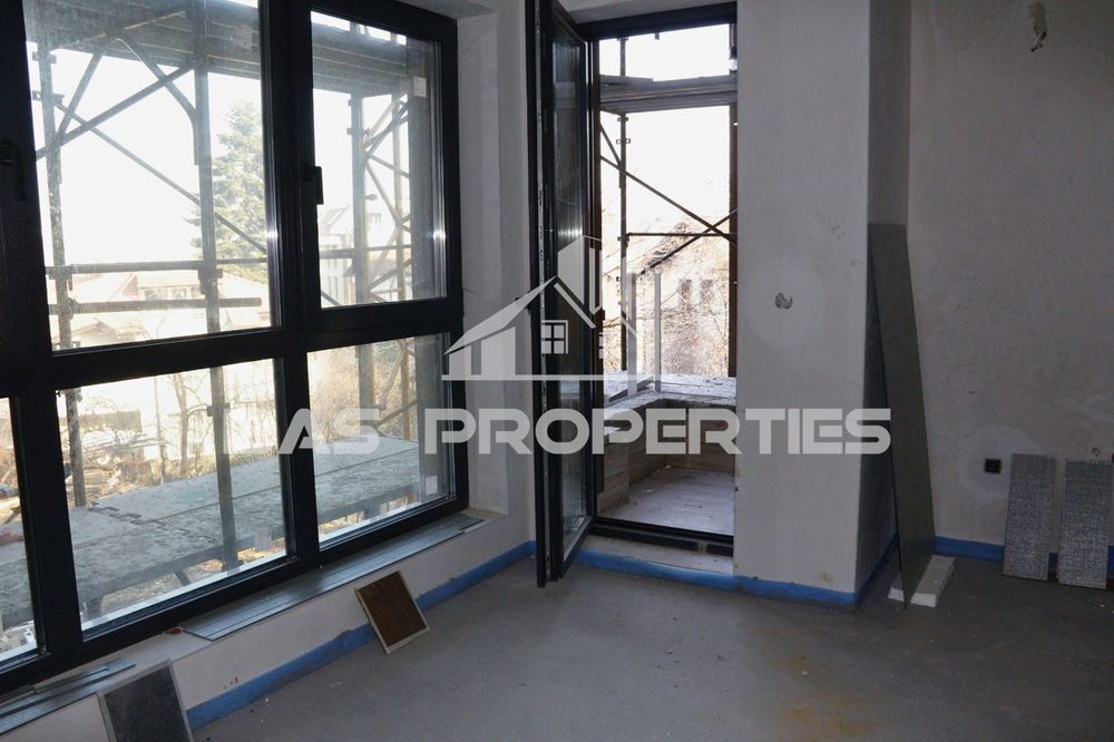 Продава се Едностаен апартамент в София, Бояна - 58 кв.м за 1285 €/кв.м - Снимка #2
