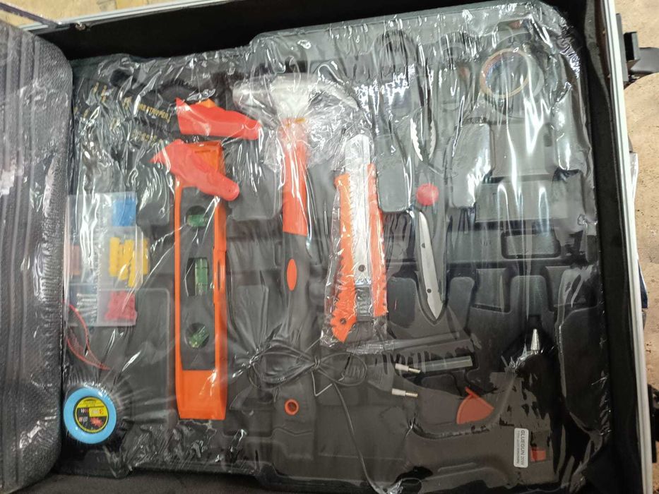 Набор инструментов.