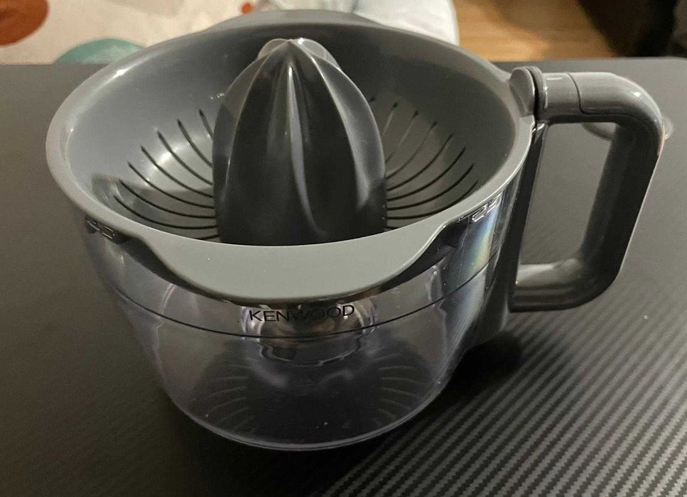 Tocator si storcator citrice Keenwood