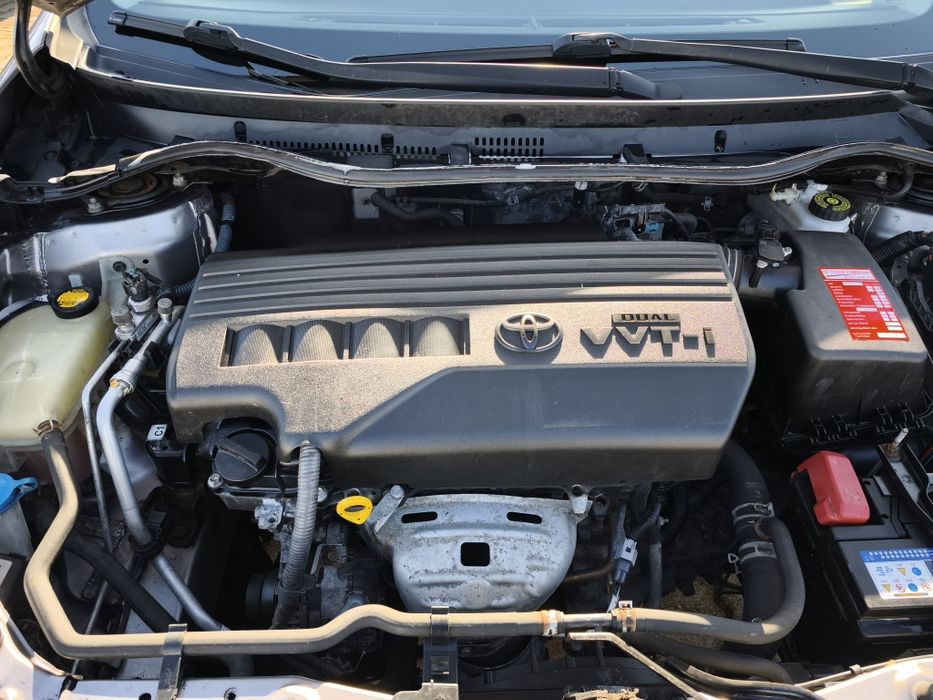 Toyota Auris 1.3VVT-i Euro 5 an 2013 Benzina 6+1 trepte