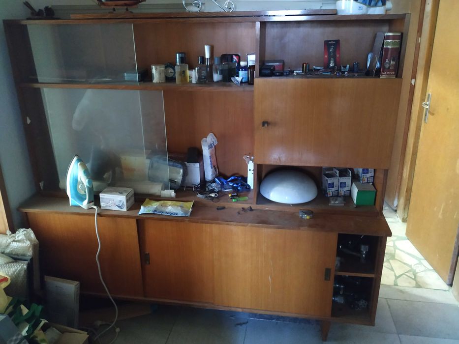 Дървена секция на две части