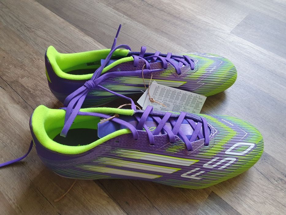 Ghete de Fotbal Adidas F50