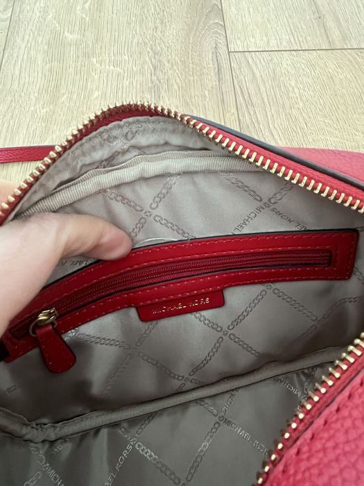 Кожена чанта Michael Kors, червена