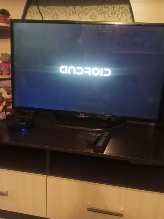 Продам телевизор