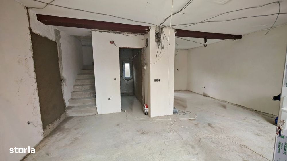 Apartament in casa 3 camere, zona Stupini, Brasov