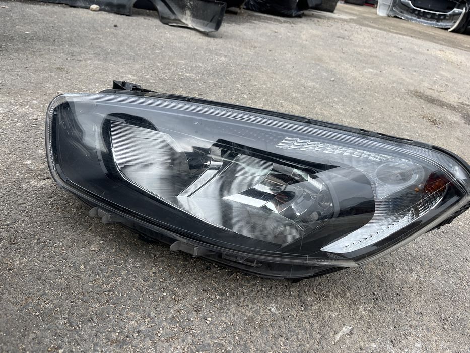 2 броя ляв фар Ford Tourneo Courier 2017-2021