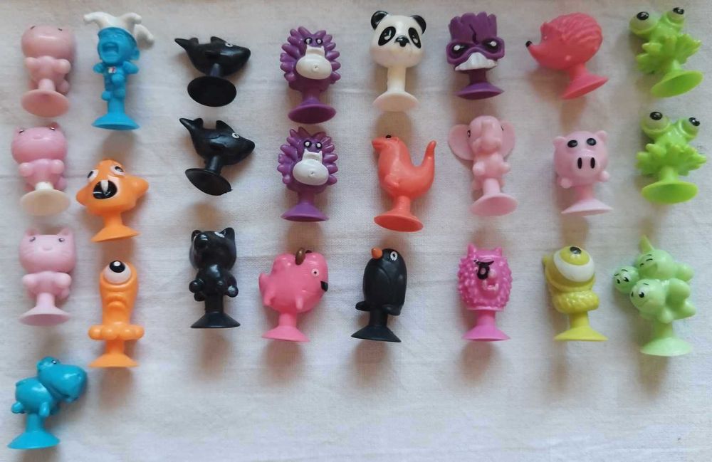 Различни Stikeez